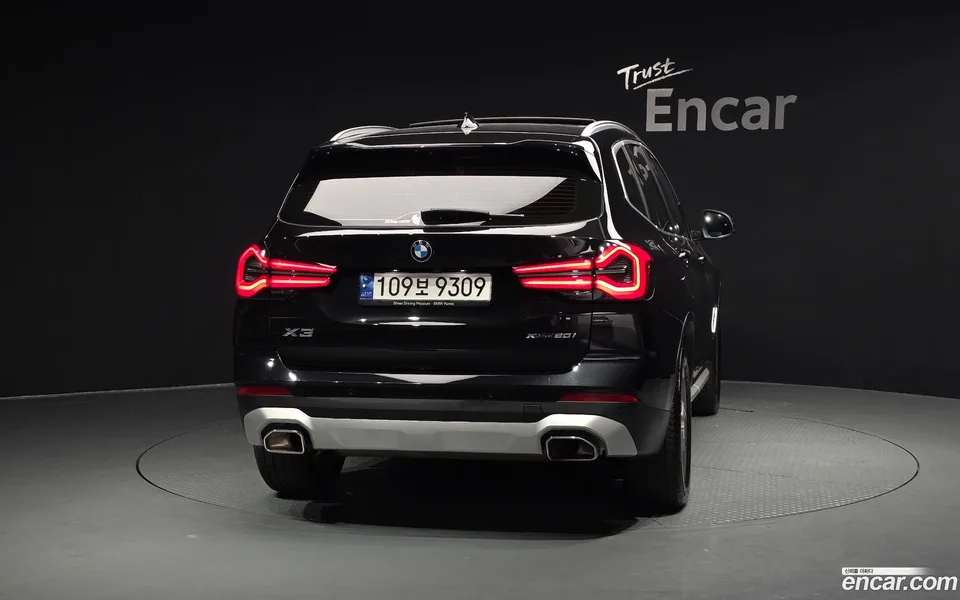 BMW X3 xDrive 20i 2023 — thumbnail 4