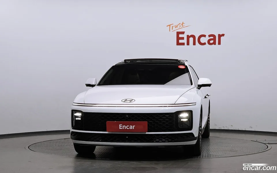 Hyundai Grandeur Hybrid 2025 — thumbnail 3