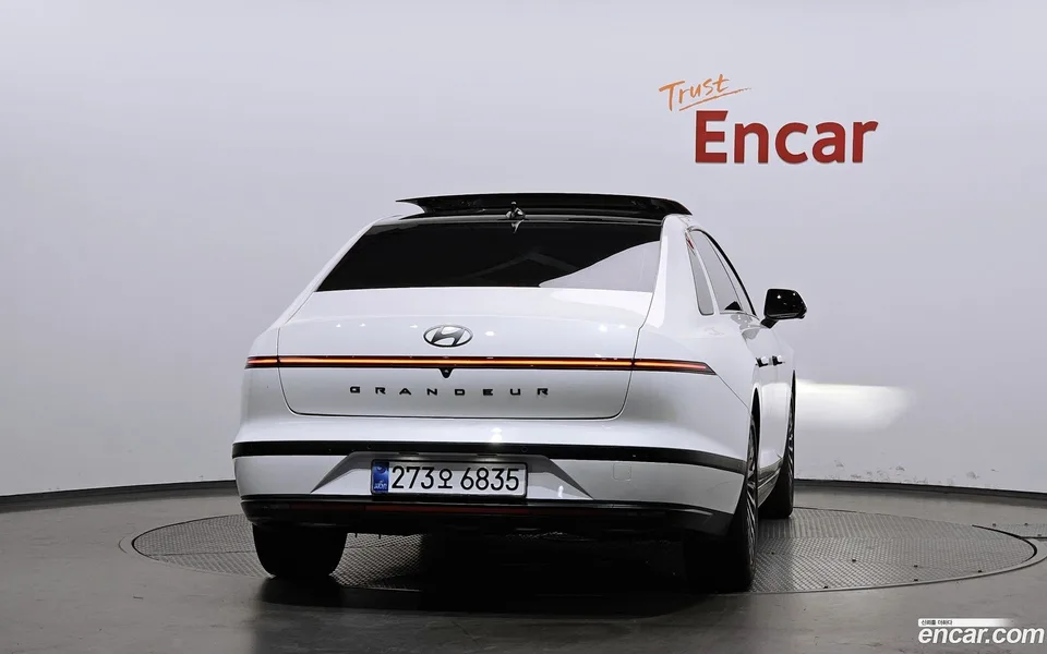 Hyundai Grandeur Hybrid 2025 — thumbnail 4