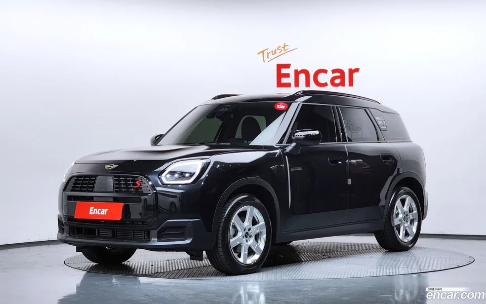 MINI Cooper S Countryman ALL4 2024 — photo 1, buy with delivery to Moscow