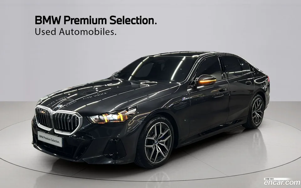 BMW i5 eDrive 40 M 2025 — photo 1, buy with delivery to Moscow