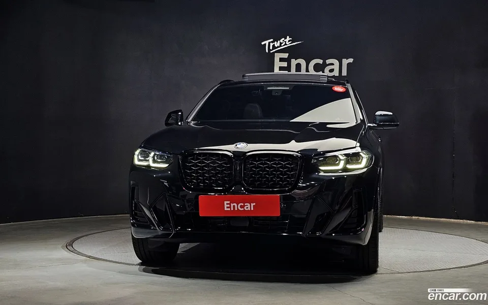 BMW X4 xDrive20i M 2025 — thumbnail 3