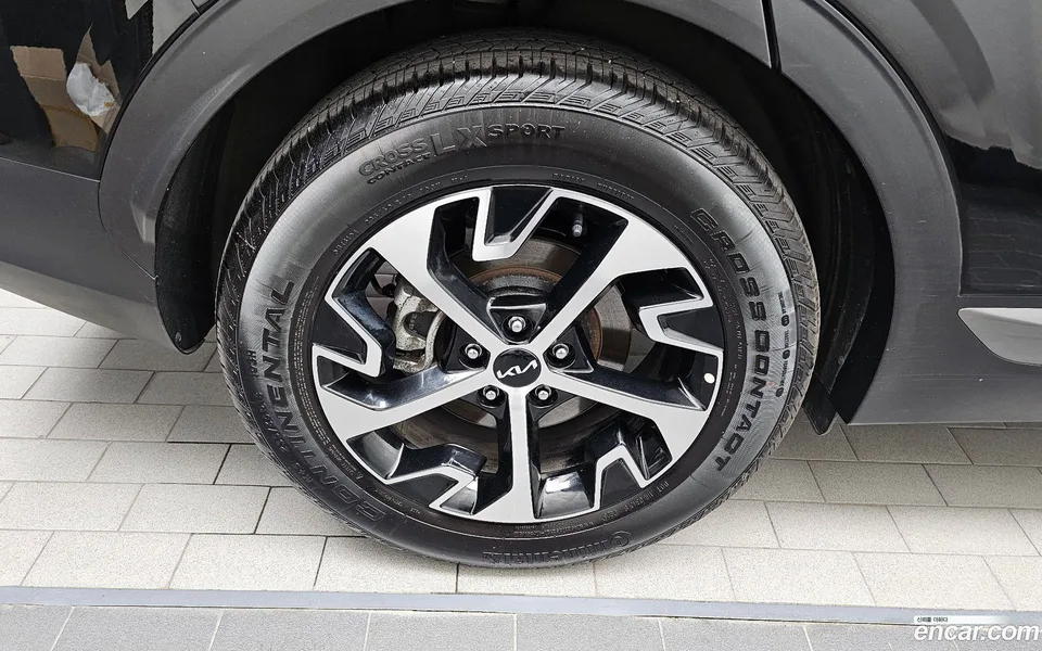 Kia Sportage Hybrid 4WD 2023 — thumbnail 5