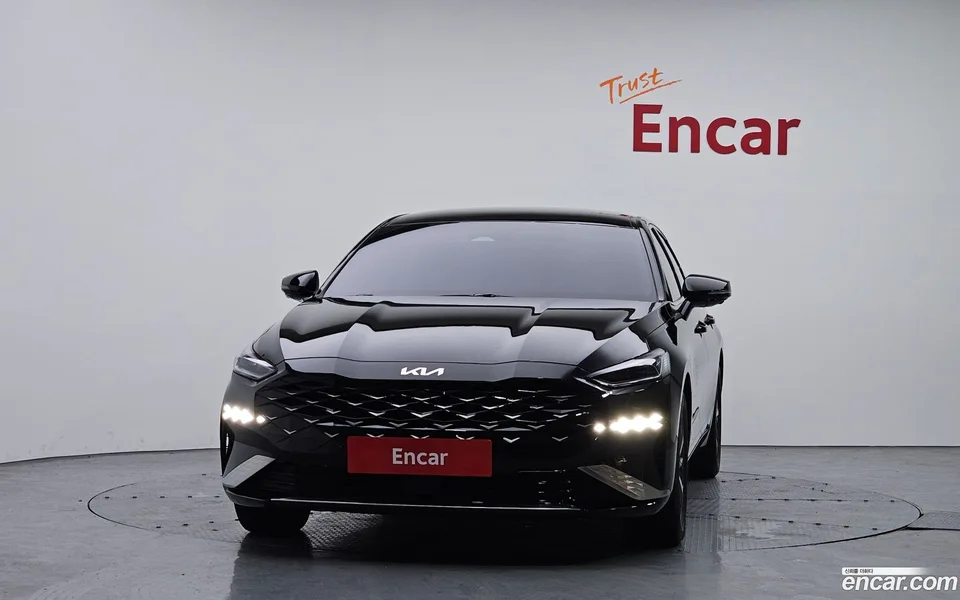 Kia K8 Hybrid 2023 — thumbnail 3