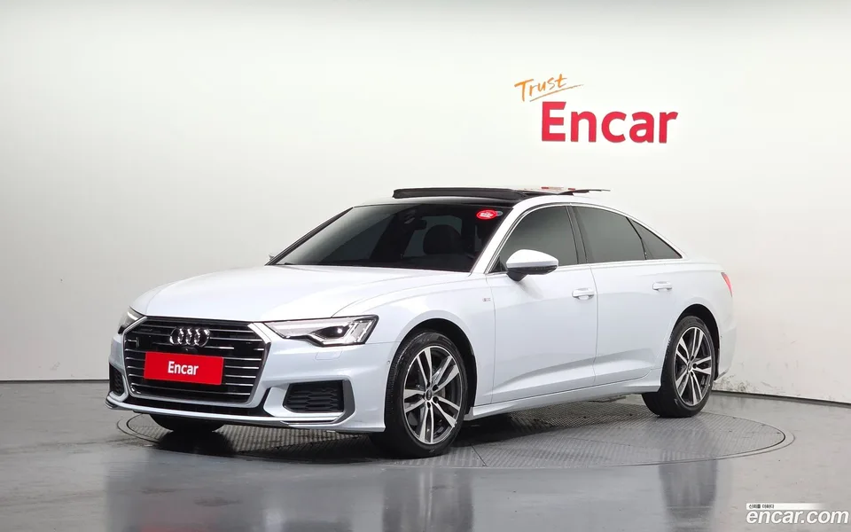 Audi A6 45 TFSI 2022 — photo 1, buy with delivery to Moscow