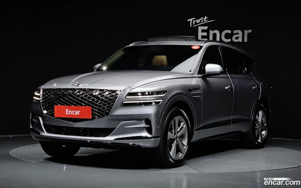 Genesis GV80 2.5T AWD 2022 — photo 1, buy with delivery to Moscow