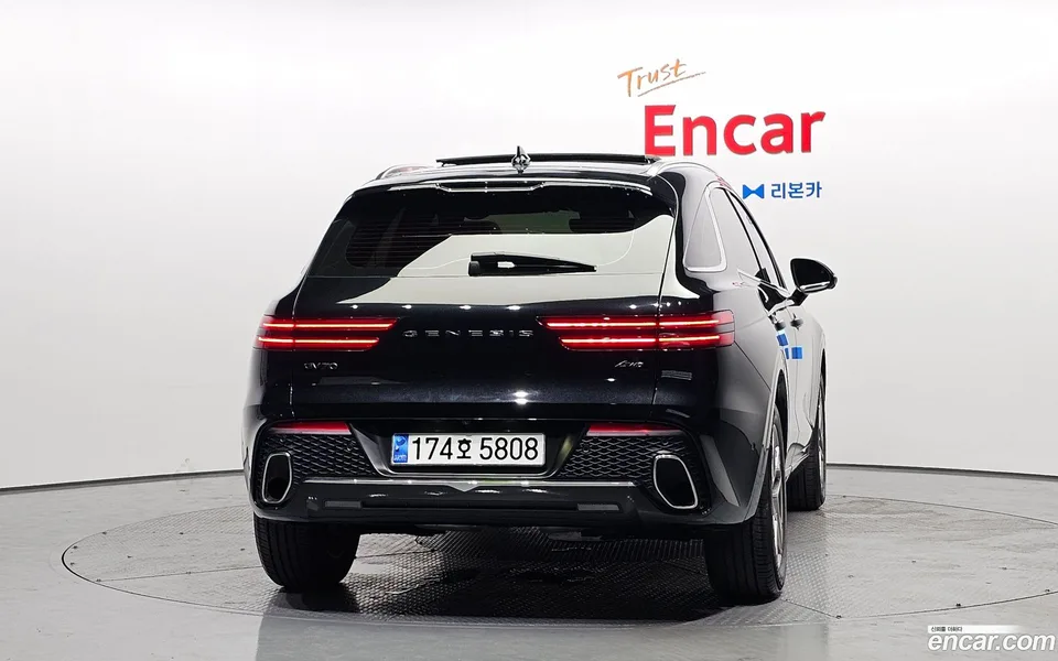 Genesis GV70 2.5T AWD 2023 — thumbnail 4