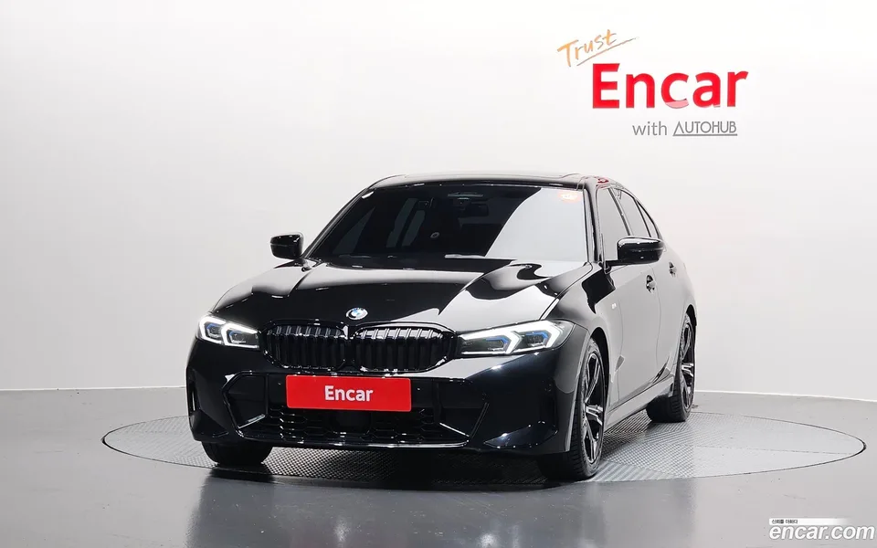 BMW 3 Series 320i M 2025 — thumbnail 3