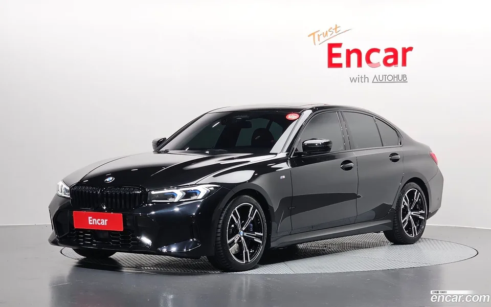 BMW 3 Series 320i M 2025 — photo 1, buy with delivery to Moscow