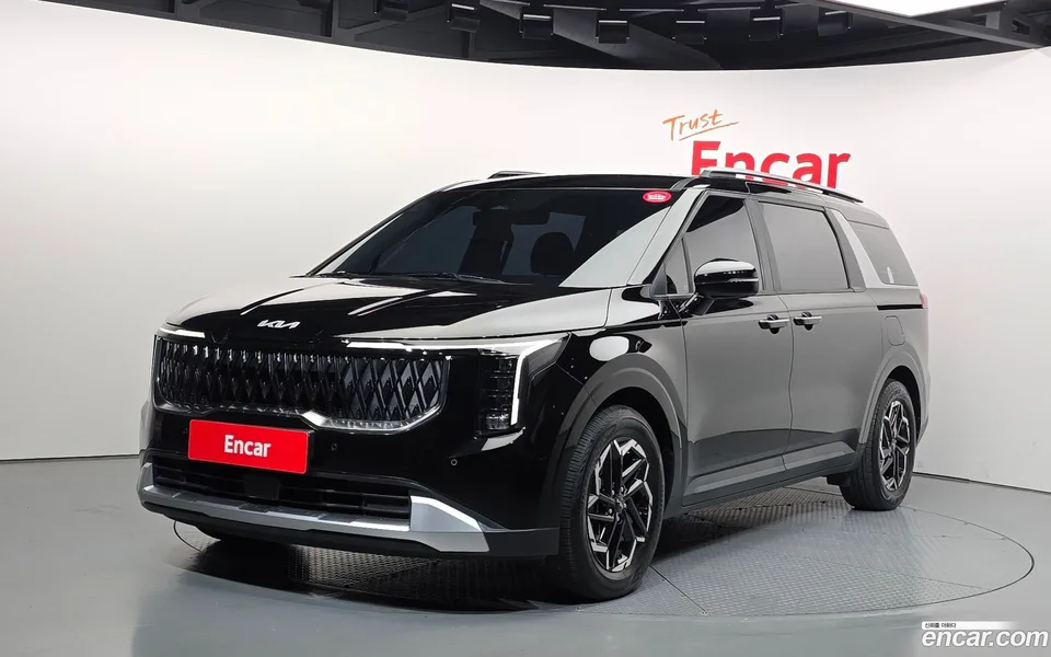 Kia Carnival 9 2024 — photo 1, buy with delivery to Moscow