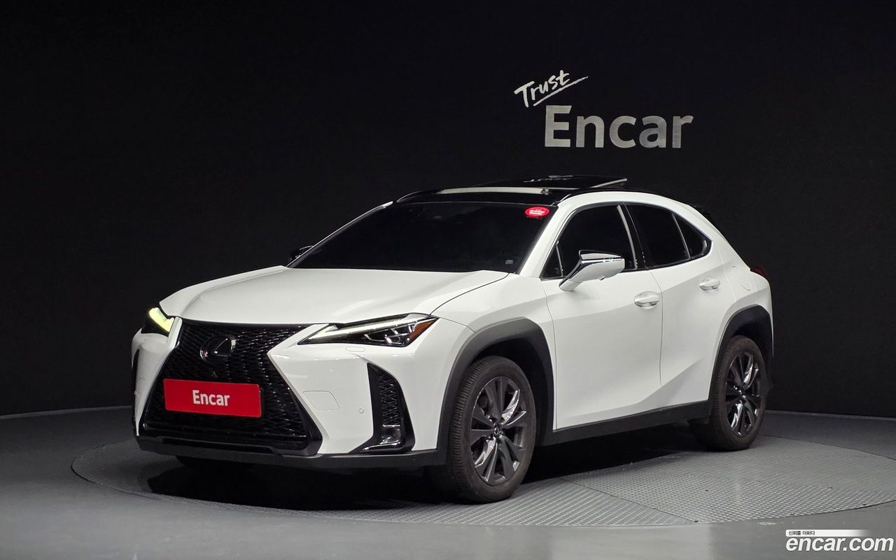 Lexus UX 250h 2023