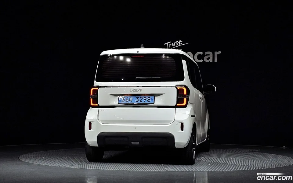 Kia Ray EV 2023 — thumbnail 4