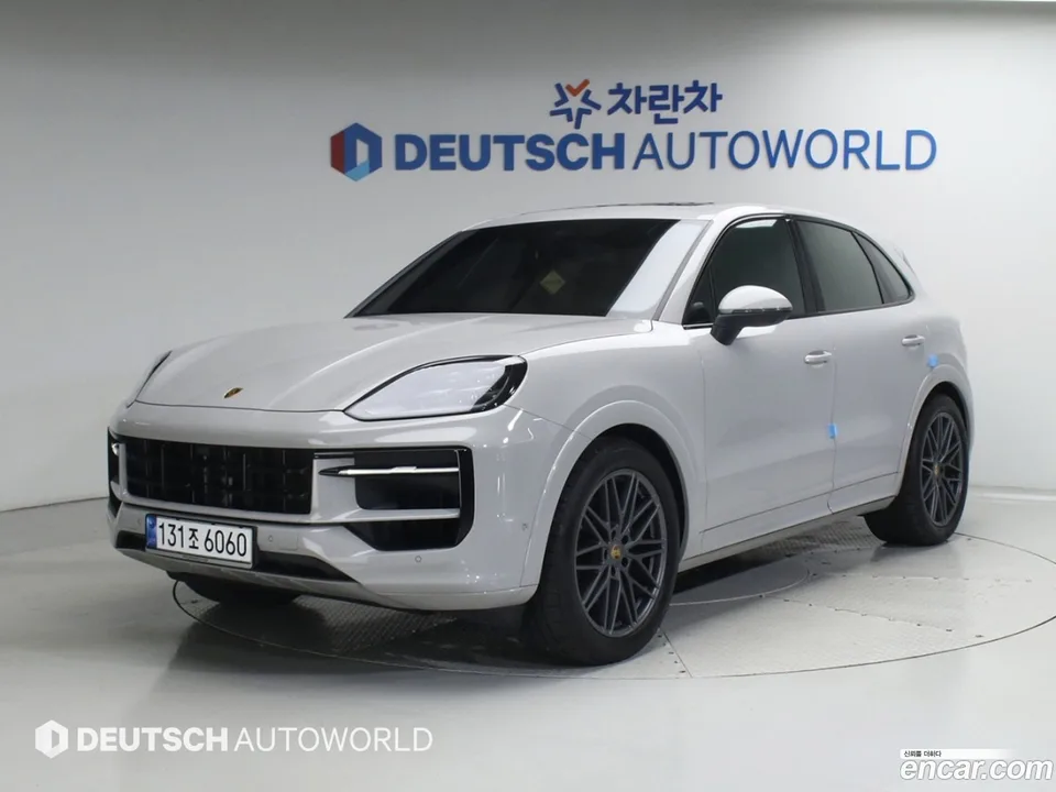 Porsche Cayenne 3.0 2024 — photo 1, buy with delivery to Moscow