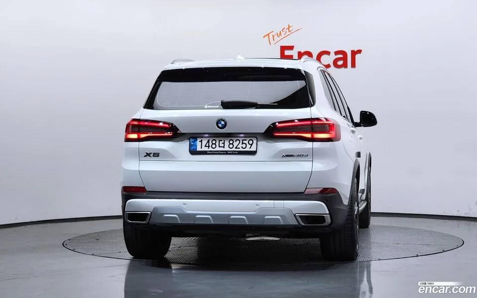 BMW X5 xDrive 30d xLine 2022 — thumbnail 4