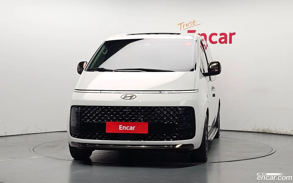 Hyundai Staria HEV 1.6 9 2024 — thumbnail 3