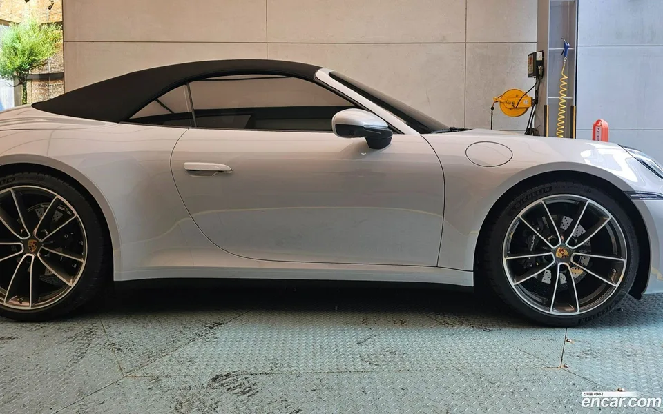 Porsche 911 (992) 2024 — thumbnail 5