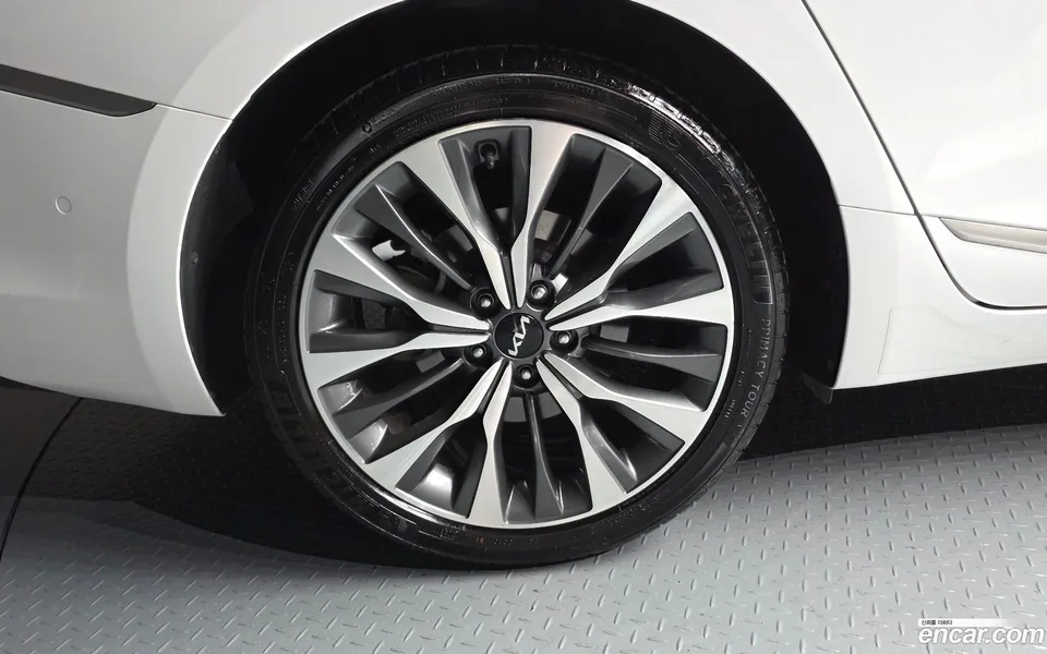 Kia K8 2.5 2WD 2023 — thumbnail 5