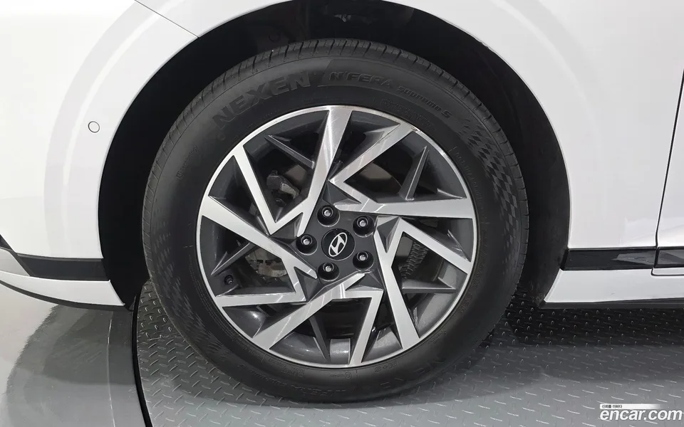 Hyundai Grandeur Hybrid 2024 — thumbnail 2