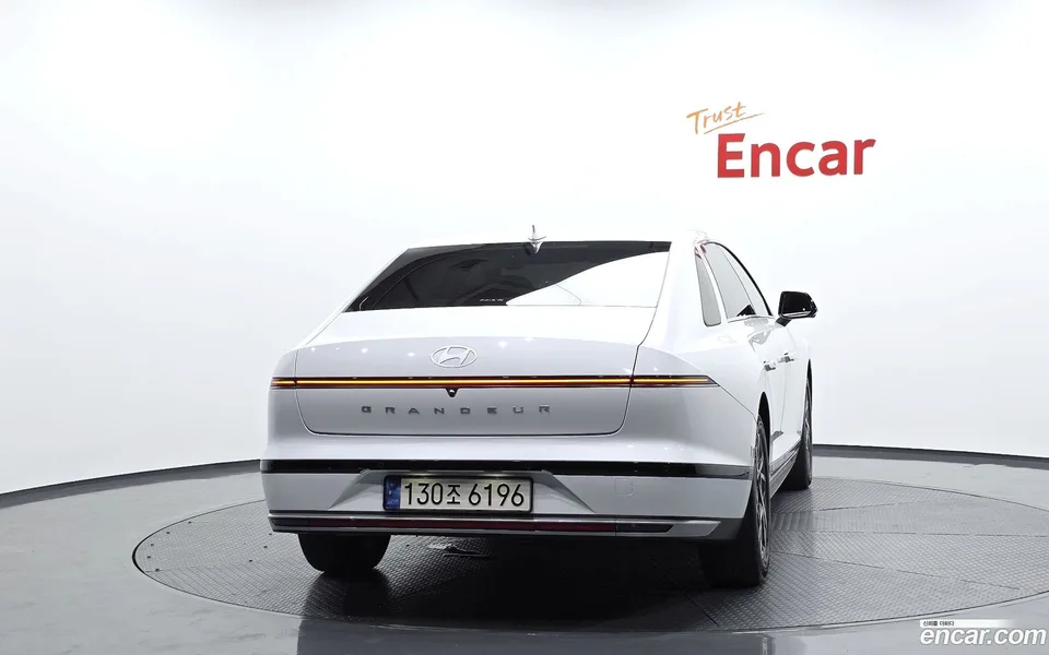 Hyundai Grandeur Hybrid 2024 — thumbnail 4