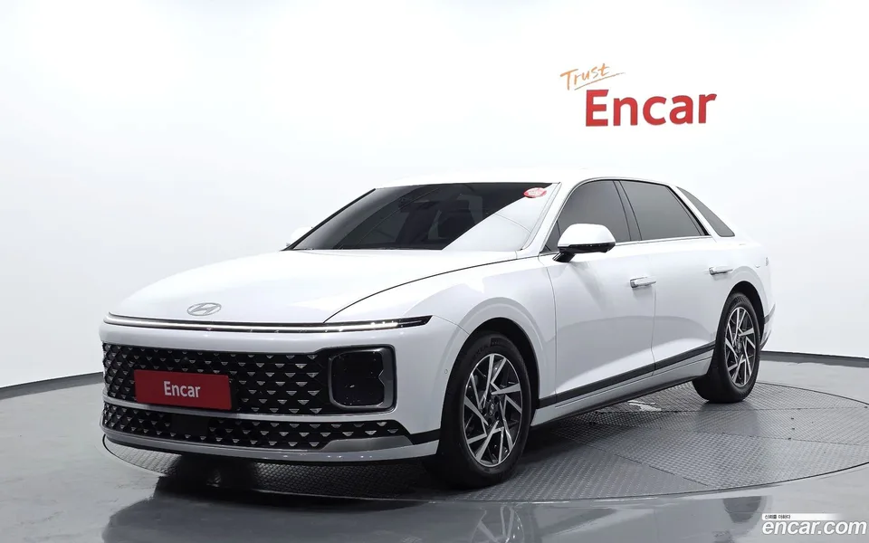 Hyundai Grandeur Hybrid 2024 — photo 1, buy with delivery to Moscow