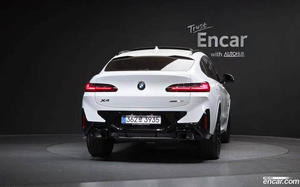 BMW X4 xDrive20i M 2025 — thumbnail 4