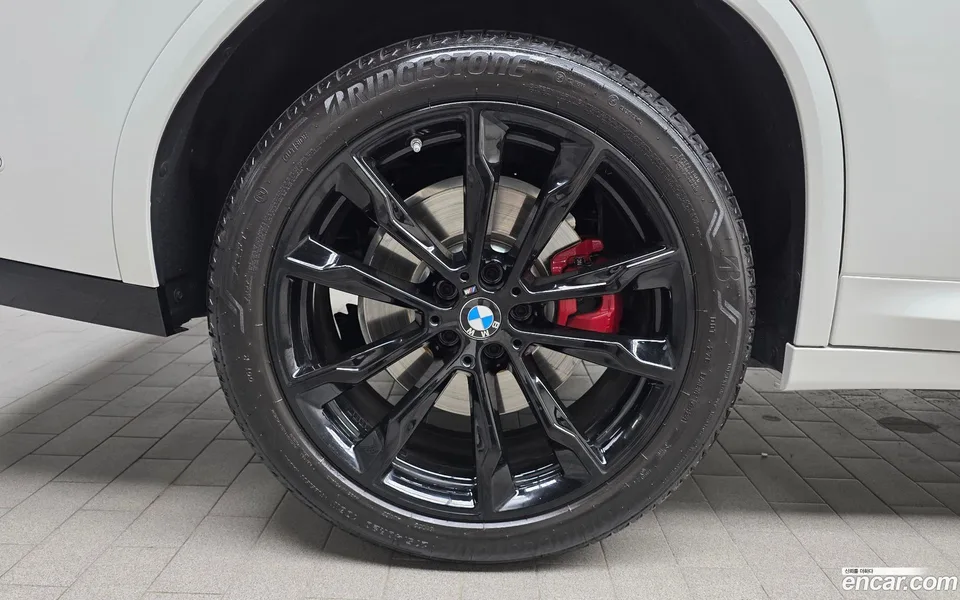 BMW X4 xDrive20i M 2025 — thumbnail 5