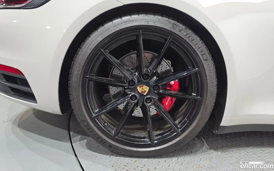 Porsche 911 (992) 4S 2023 — thumbnail 5