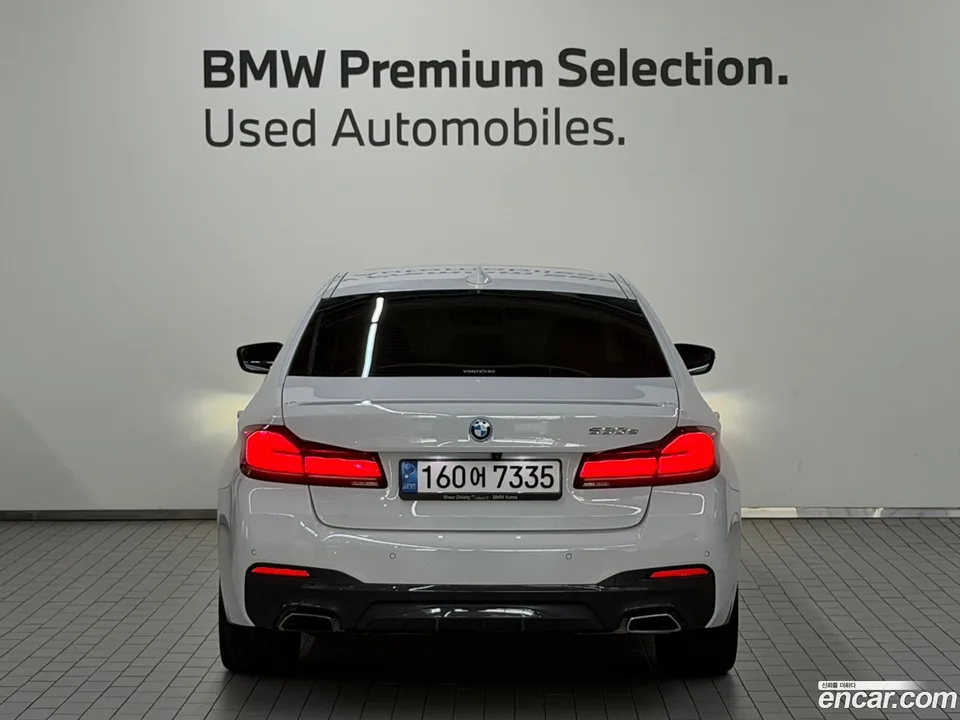 BMW 5 Series 530e M 2022 — миниатюра 4