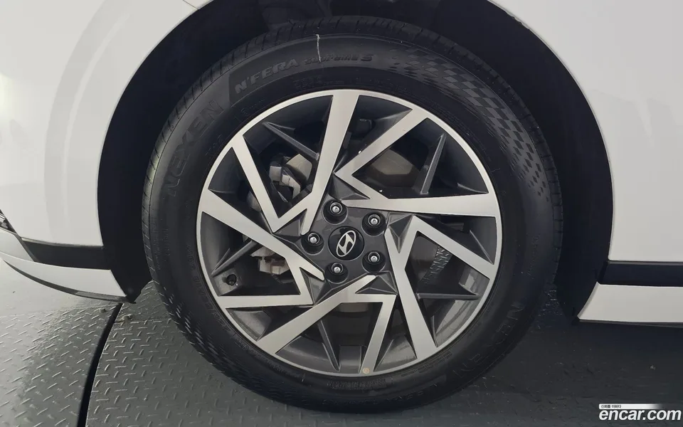 Hyundai Grandeur 2.5 2WD 2025 — thumbnail 2
