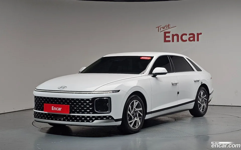 Hyundai Grandeur 2.5 2WD 2025 — photo 1, buy with delivery to Moscow