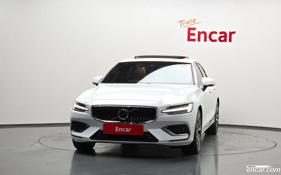 Volvo S60 B5 2024 — thumbnail 3