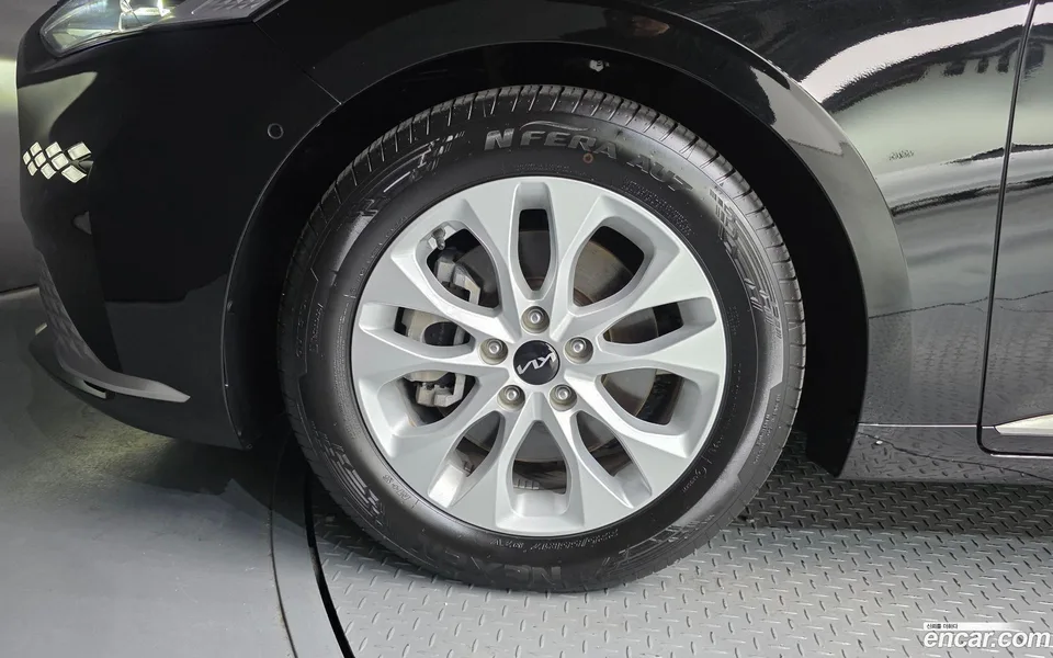 Kia K8 2.5 2WD 2023 — thumbnail 5