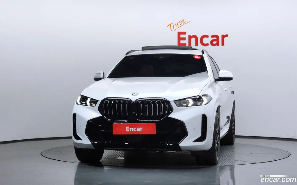 BMW X6 xDrive40i M 2025 — thumbnail 3