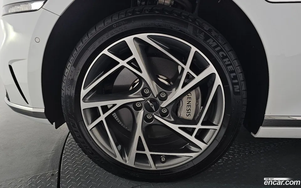 Genesis G90 3.5 AWD 2024 — thumbnail 5