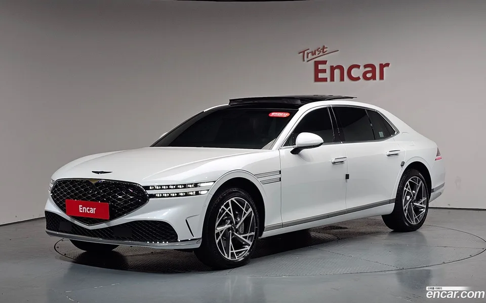Genesis G90 3.5 AWD 2024 — photo 1, buy with delivery to Moscow