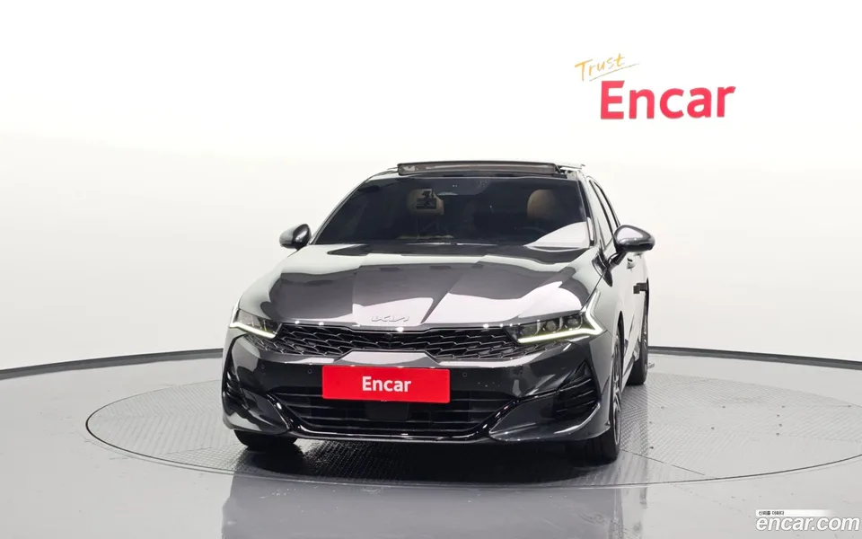 Kia K5 1.6 2023 — thumbnail 3