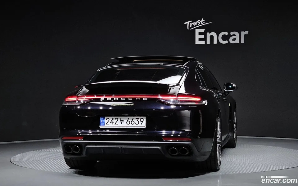 Porsche Panamera (971) 2.9 AWD E- 2023 — thumbnail 4