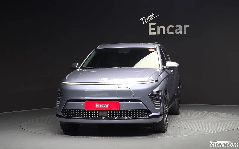 Hyundai Kona Electric 2023 — thumbnail 3