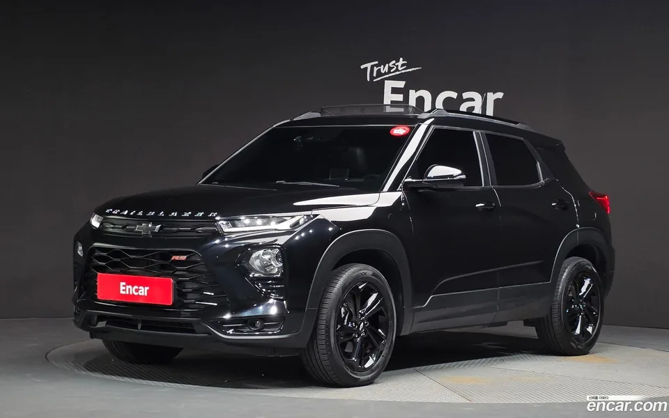 Chevrolet Trailblazer 1.3 4WD 2022 — photo 1, buy with delivery to Moscow