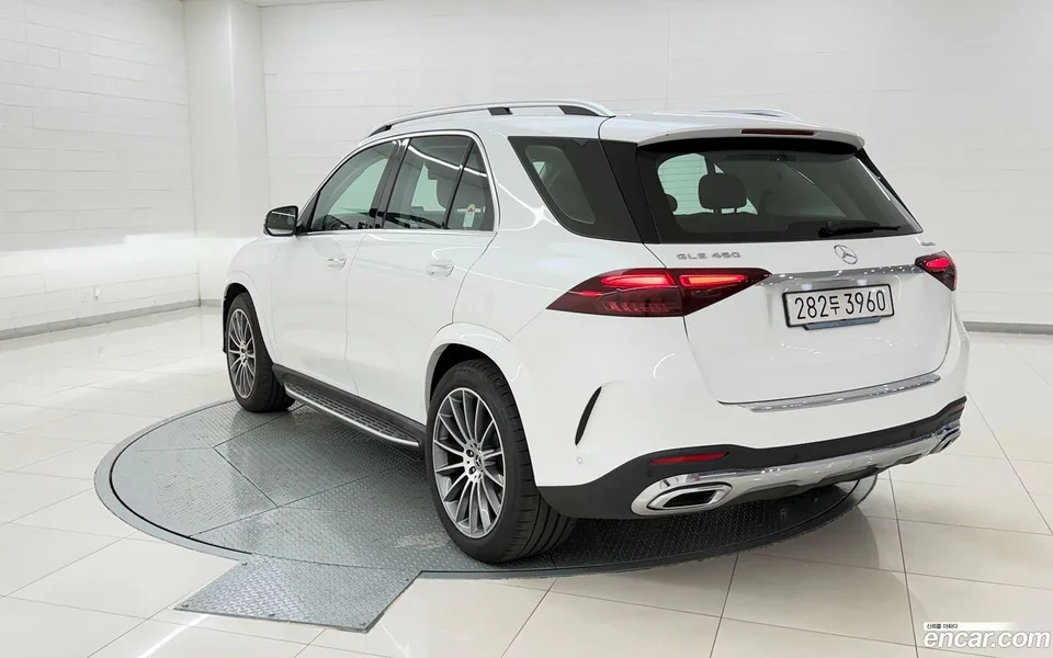 Mercedes-Benz GLE-Class GLE450 4MATIC 2025 — thumbnail 3