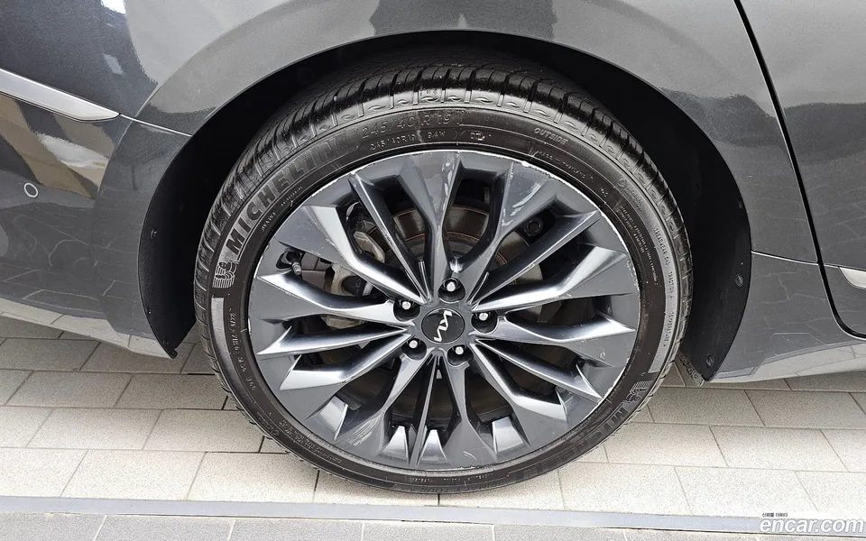 Kia K8 2.5 2WD 2023 — thumbnail 5