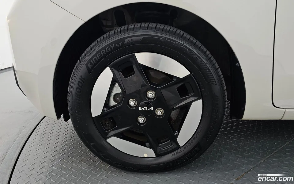 Kia Ray EV 2024 — thumbnail 2