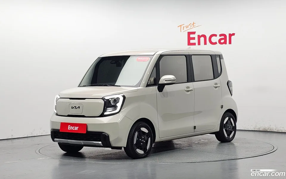 Kia Ray EV 2024 — photo 1, buy with delivery to Moscow