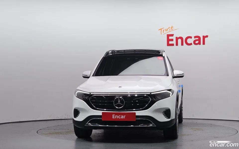 Mercedes-Benz EQB EQB300 4MATIC 2024 — thumbnail 3
