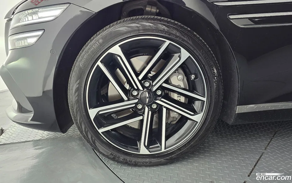 Genesis G80 2.5 AWD 2024 — thumbnail 2