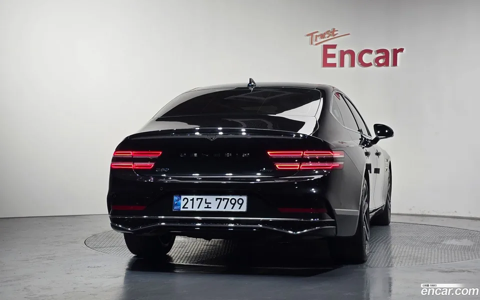 Genesis G80 2.5 AWD 2024 — thumbnail 4