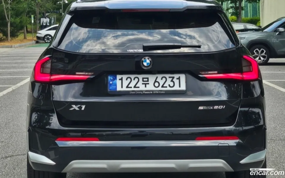 BMW X1 sDrive 20i xLine 2023 — thumbnail 4
