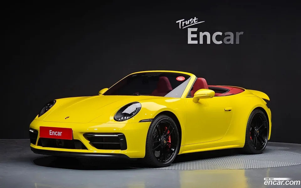 Porsche 911 (992) 4 GTS 2023 — photo 1, buy with delivery to Moscow