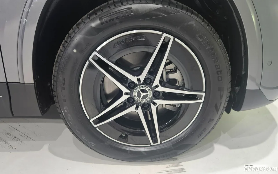 Mercedes-Benz EQA EQA250 AMG 2025 — thumbnail 2