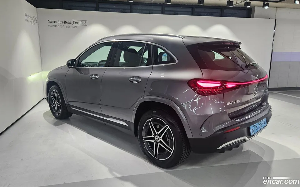 Mercedes-Benz EQA EQA250 AMG 2025 — thumbnail 3